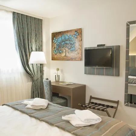 De L'ours Pensjonat Lozanna