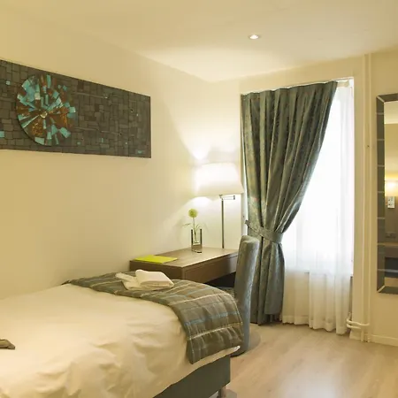 De L'ours Pensjonat 3*