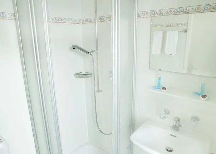 De L'ours 3* Lausana